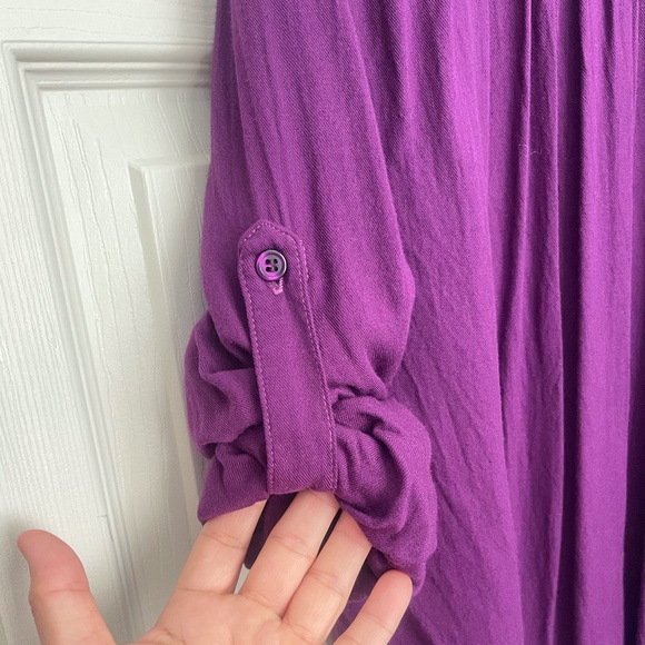 Side Stitch women's purple 3 Buttons Curved Hem Top roll-up sleeve. #222 - Picture 10 of 14